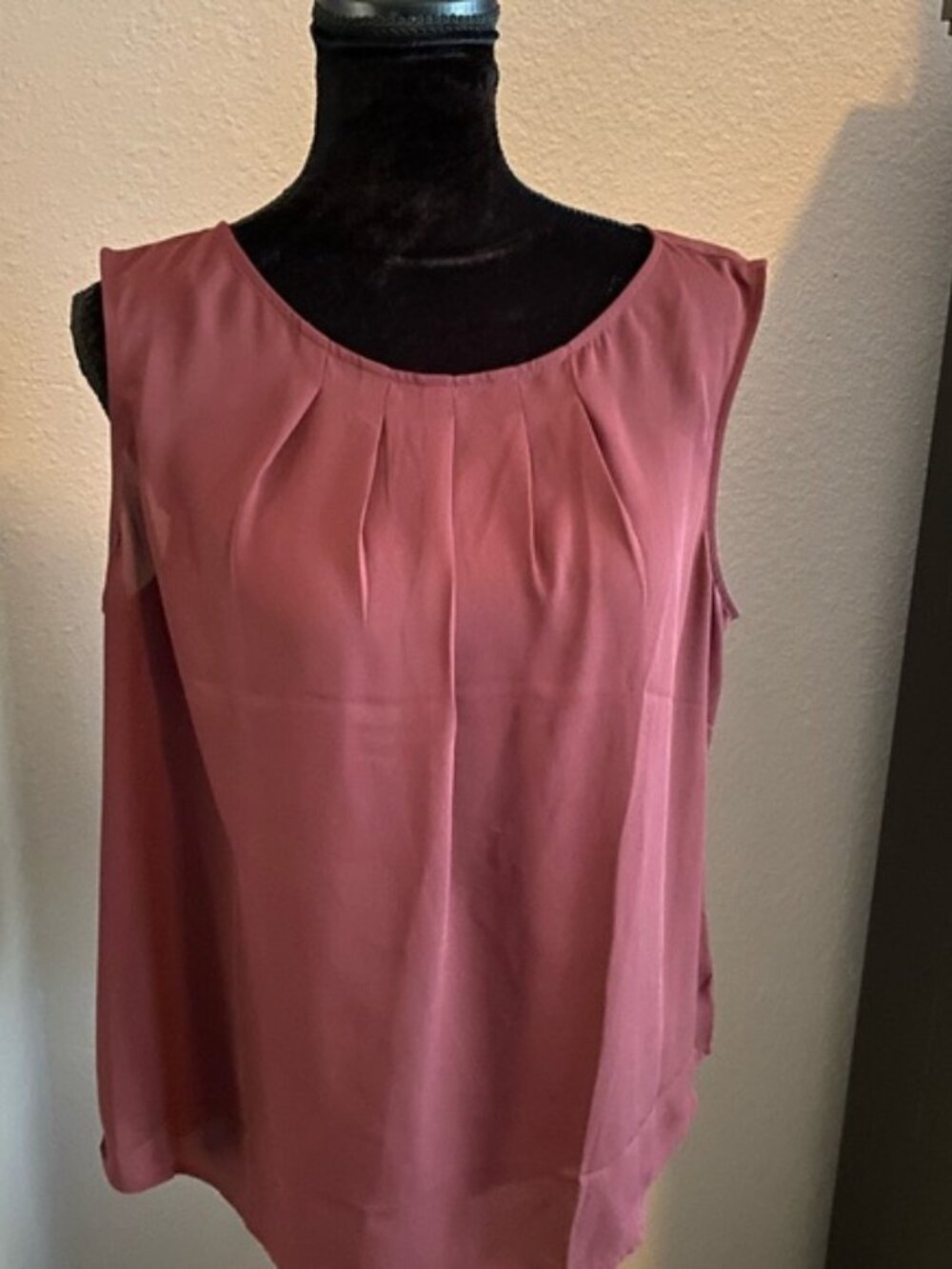 Worthington Sleeveless Blouse in Rose
